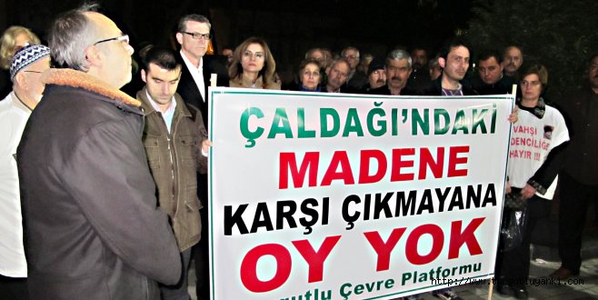Turgutlu Çevre Platform madene karşı çıkmayana oy yok. Turgutlu Çevre Platform madene karşı çıkmayana oy yok.