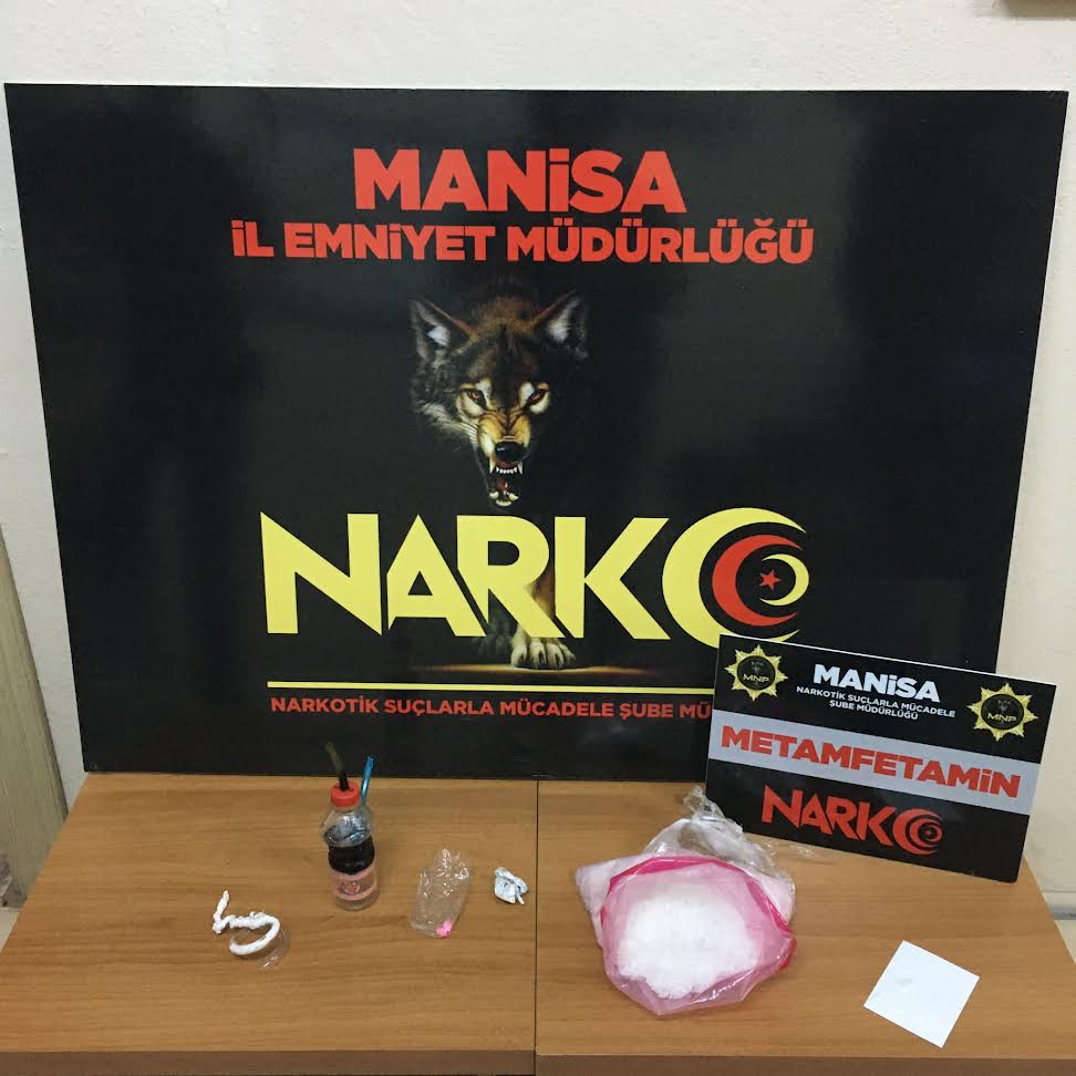 Turgutlu'da uyuşturucu operasyonu: 3 gözaltı