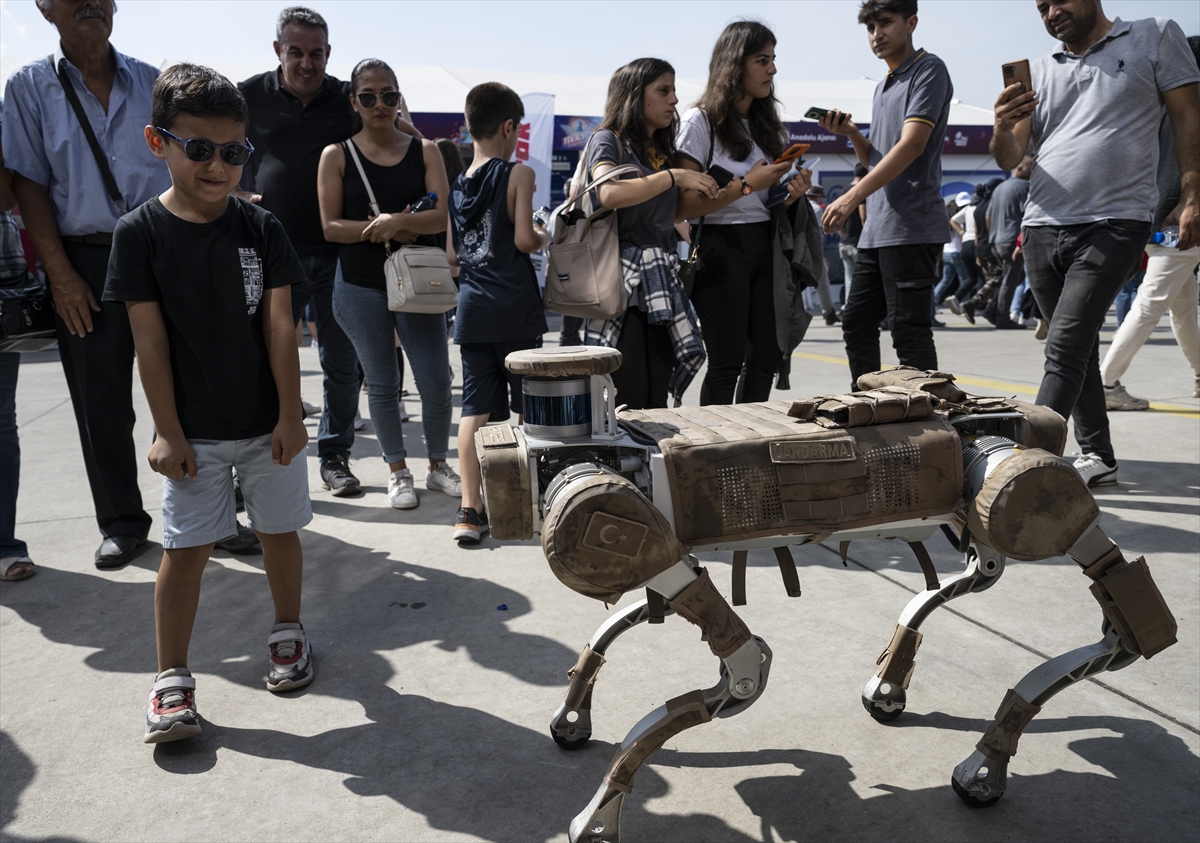 TEKNOFEST İzmir'in ilk günü etkinliklerle tamamlandı