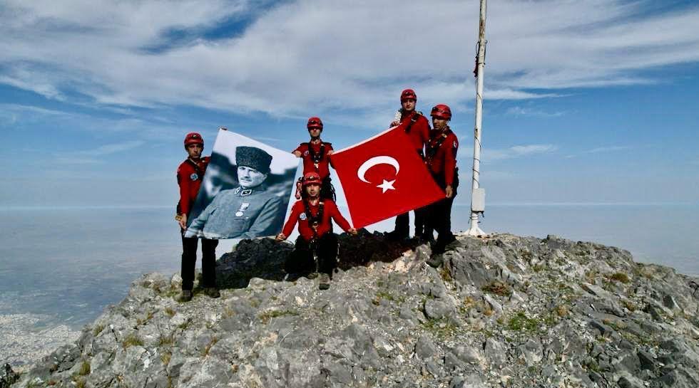 Jandarma Arama Kurtarma Timi Spil'de Ata'sını andı