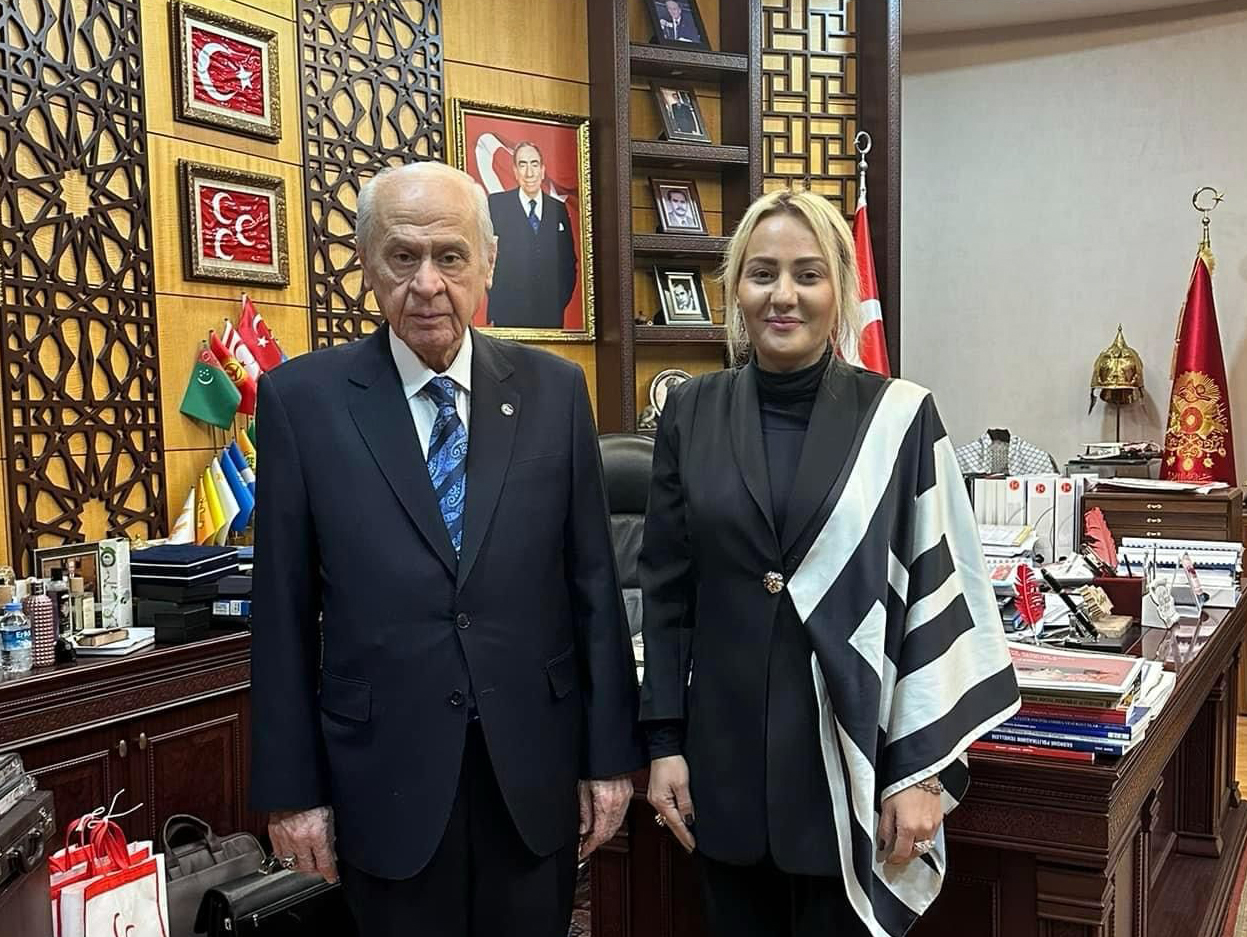 MHP'de Senem Ateş aday adaylığı için başvurdu