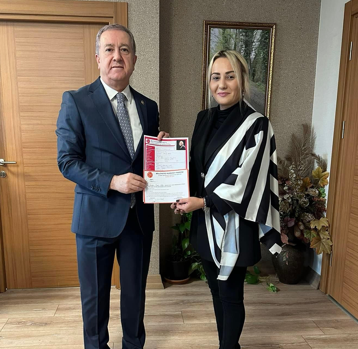 MHP'de Senem Ateş aday adaylığı için başvurdu