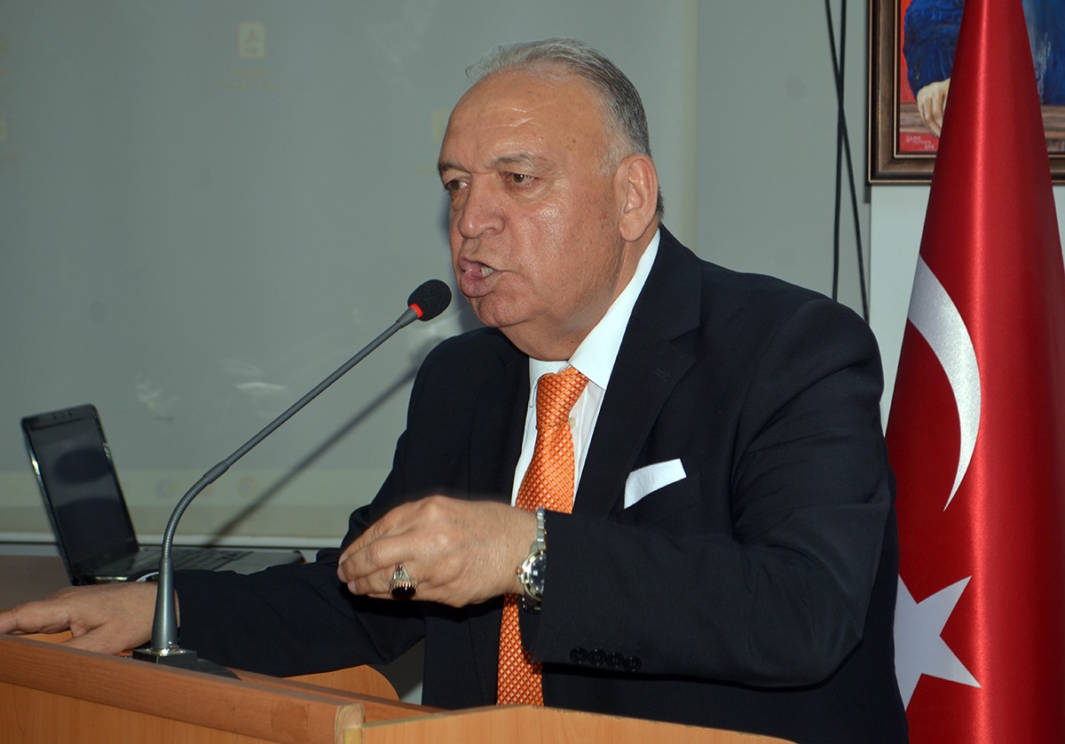 Turgutlu Ticaret Odası Başkanı Faruk Aydın hakkında çıkan iddialar üzerine sessizliğini bozdu