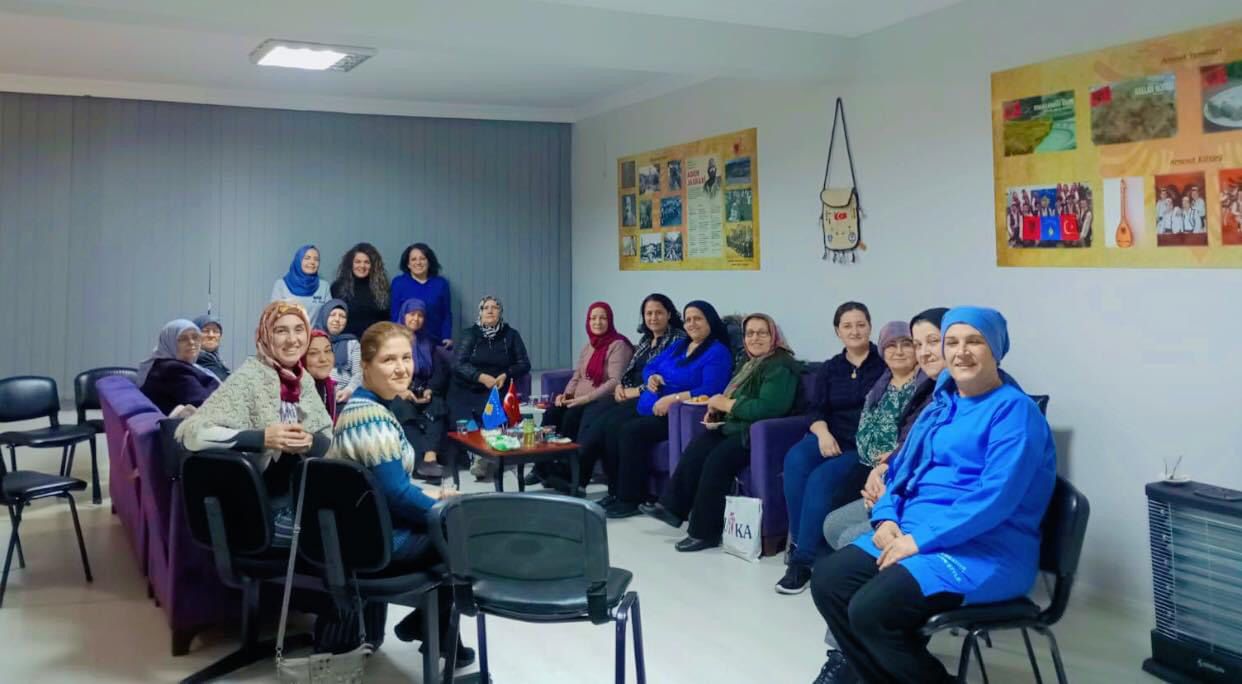 Arnavut Kültür Derneği tarihçi Balla'yı ağırladı