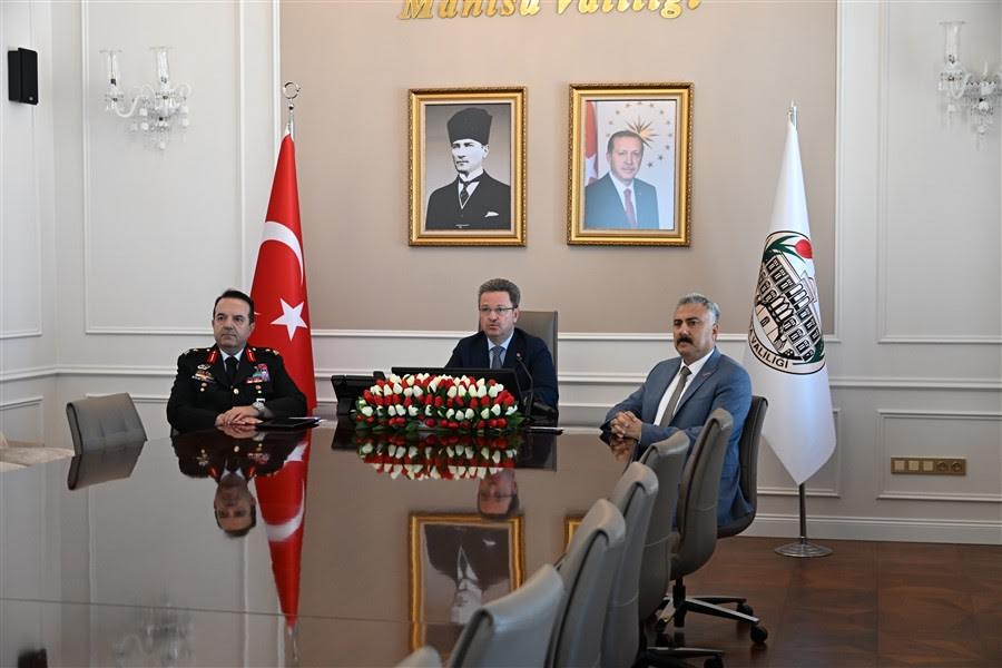 Vali Ünlü verileri paylaştı: Manisa'da 6 ayda kaç kişi tutuklandı?
