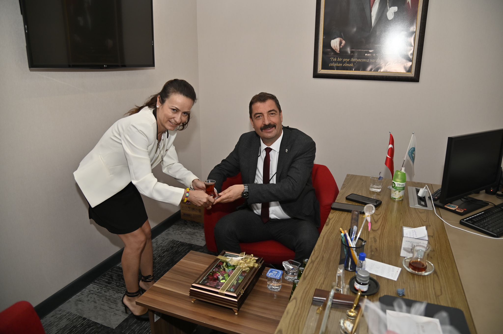 CHP'li Başkan İlksen'den 'Polemik yaratan Fotoğraf' Açıklaması