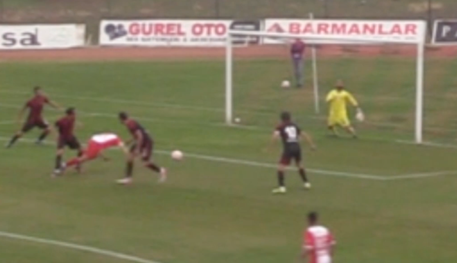 İşte Turgutluspor’a hakemin çaldığı uyduruk penaltı! (VİDEO)