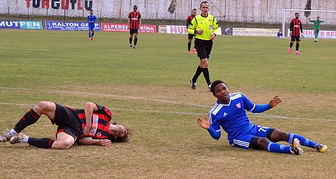 Turgutluspor kazanarak başladı (Turgutluspor - Erdekspor 15.01.2017)