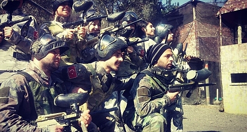 Turdaklılar paintball oynadı