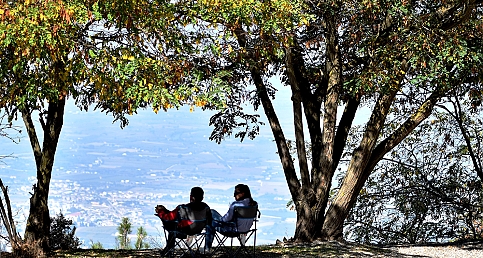 SPİL'DE SONBAHAR BİR BAŞKA GÜZEL 