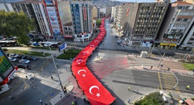İzmir'in düşman işgalinden kurtuluşunun 101. yıl dönümü kutlanıyor