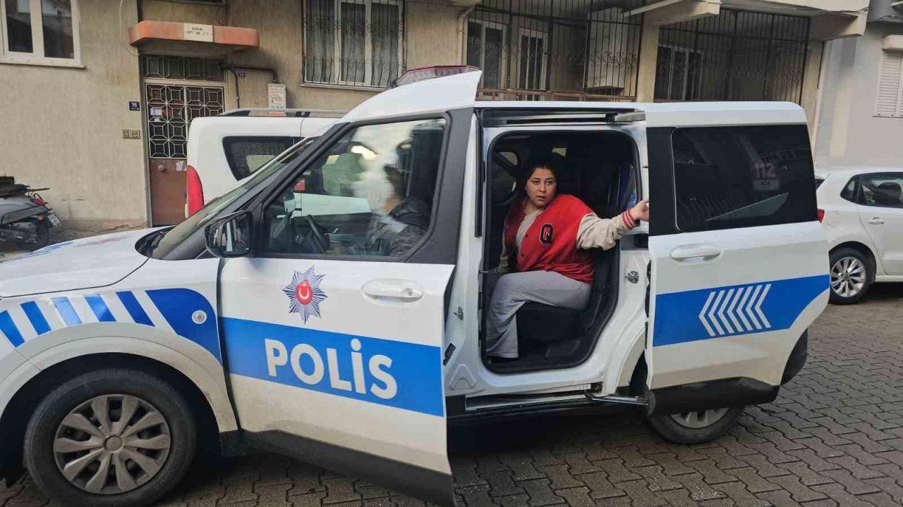 Kazada yaralanan öğrenciyi sınava polisler yetiştirdi!