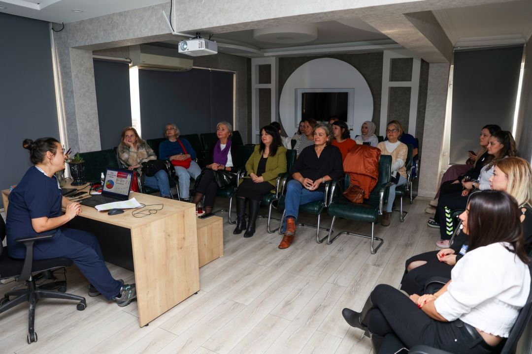 Manisalı kadınlara beslenme ve fizyoterapi eğitimi verildi