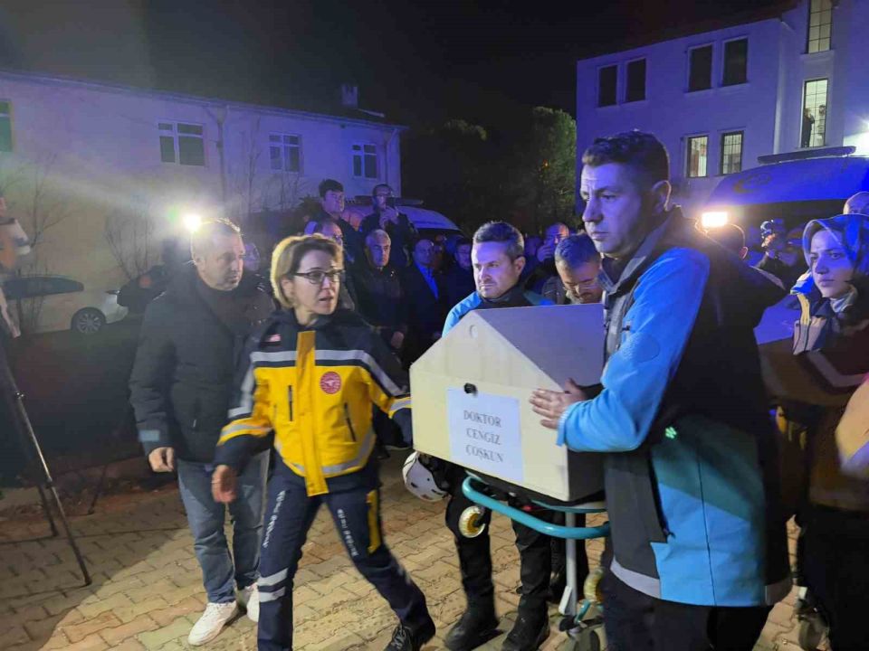 Helikopter kazasında hayatını kaybeden 4 kişinin cenazeleri Antalya’ya gönderildi