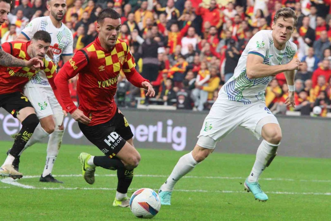 Trendyol Süper Lig: Göztepe: 3 - Çaykur Rizespor: 0