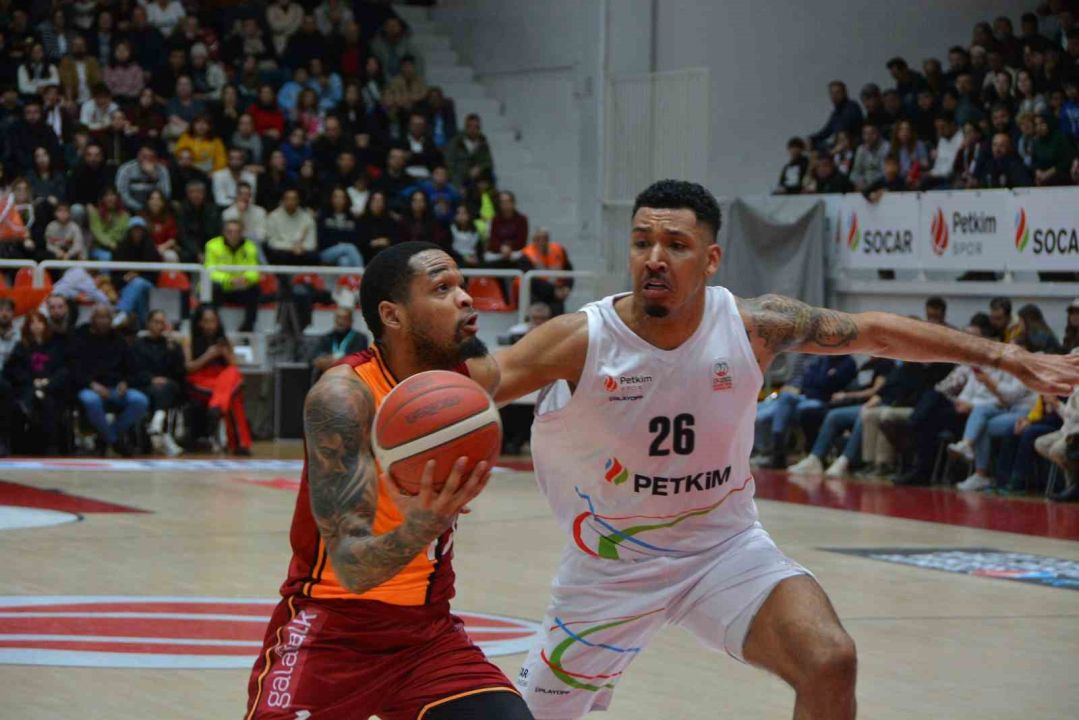 Türkiye Sigorta Basketbol Süper Ligi: Aliağa Petkimspor: 77 - Galatasaray: 94