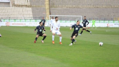 Trendyol 1. Lig: Bandırmaspor: 2 - Manisa Futbol Kulübü: 3