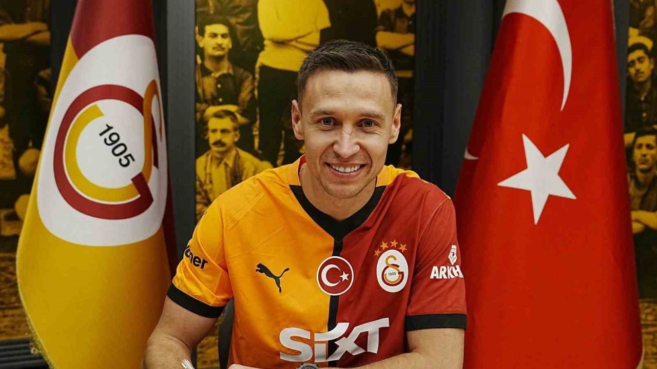 Przemyslaw Adam Frankowski resmen Galatasaray’da