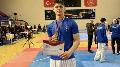 Manisa Spor Lisesinden çifte başarı