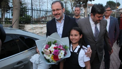 AK Parti İzmir Milletvekili Kasapoğlu, Kula’da iftar programına katıldı