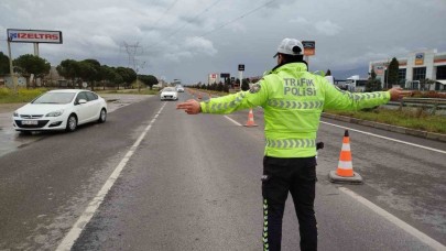 Bayramın son günü İzmir’e dönüşler başladı