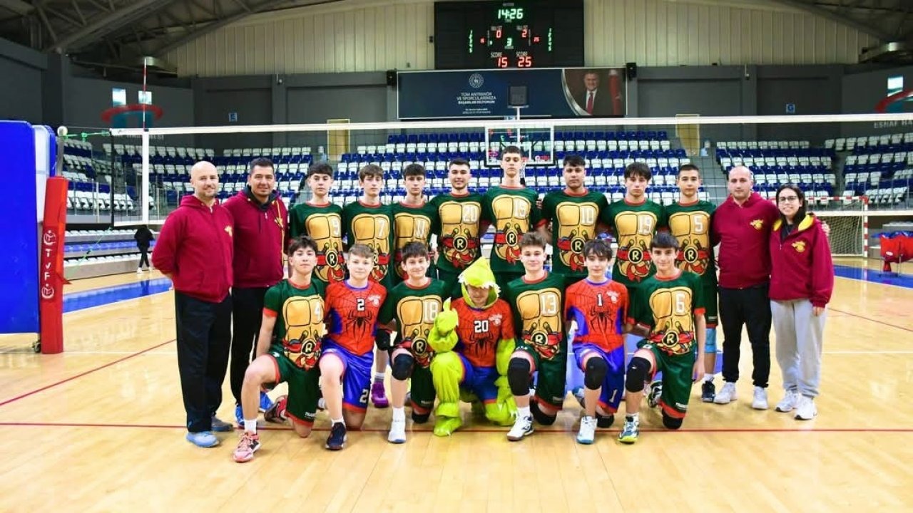 İlçede Spor Kulübü Erkek Voleybol Takımı Türkiye Finallerinde