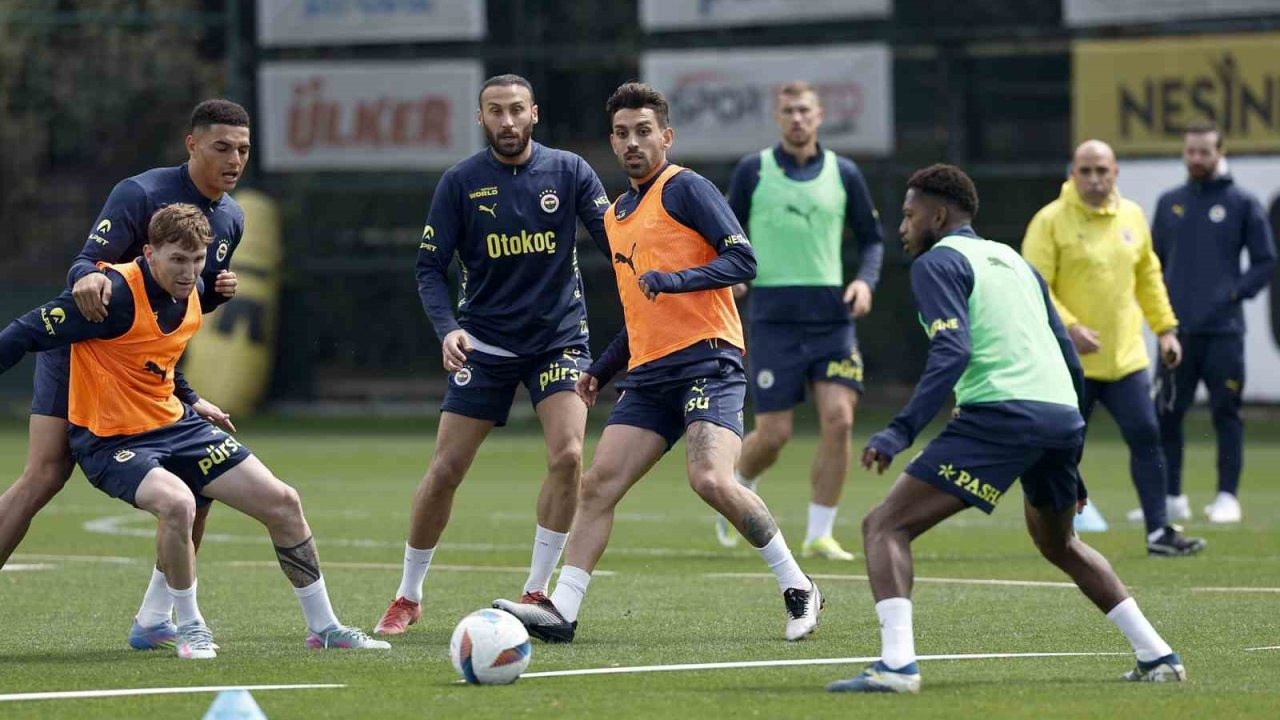 Fenerbahçe’de, Beşiktaş derbisinin hazırlıkları başladı