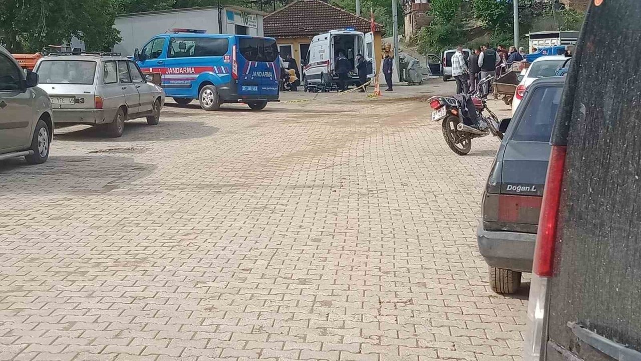 İzmir’de 3 kişiyi yaralayan saldırgan kayıplara karıştı!