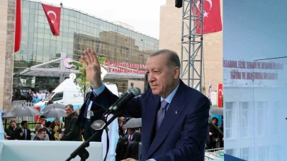 Cumhurbaşkanı Erdoğan "Göktepe 3 kuyusunda 75 milyar metreküplük yeni doğalgaz keşfi yaptık"