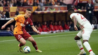 Trendyol Süper Lig: Galatasaray: 2 - Kayserispor: 0 (İlk yarı)