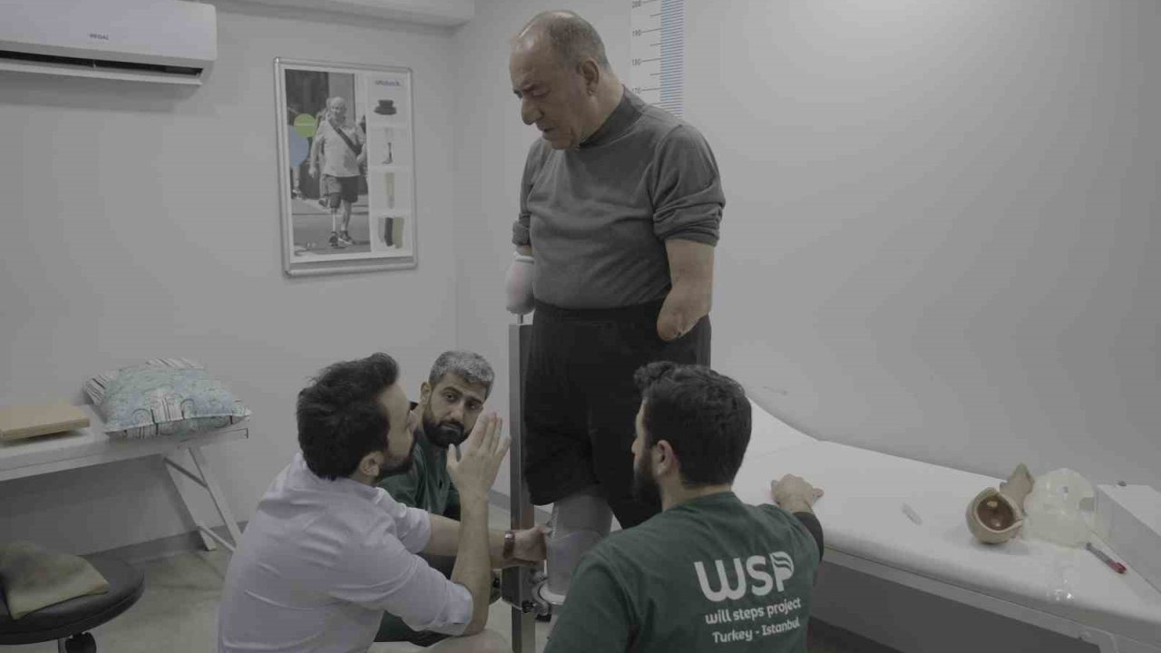Üç uzvunu kaybetti, protezlerle hayata tutundu