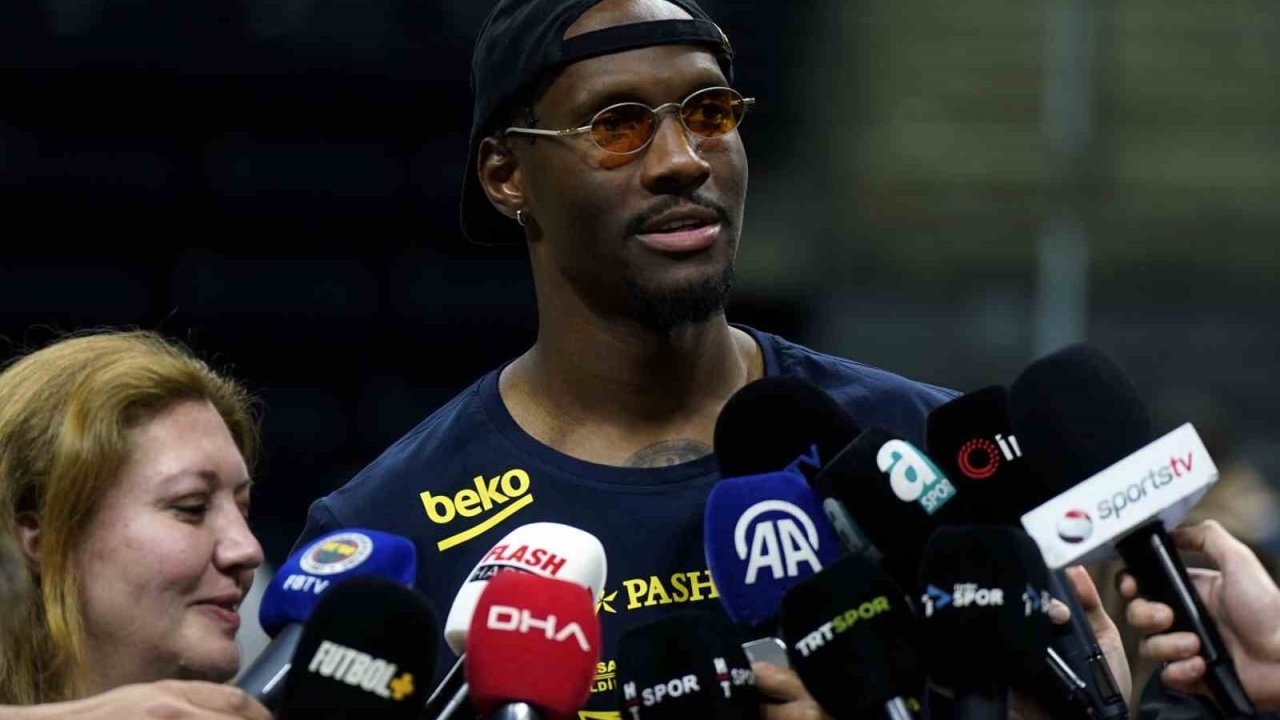 Nigel Hayes-Davis: "MVP olduğum için gurur duyuyorum"