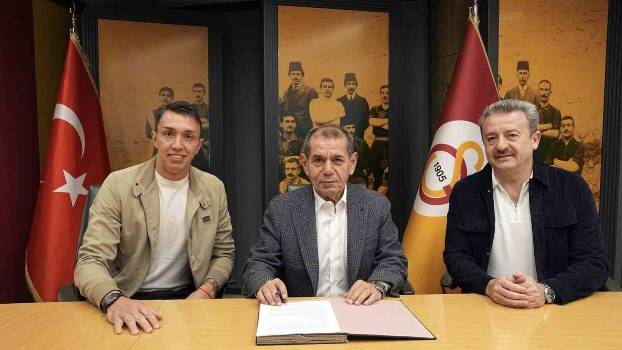 Galatasaray, Fernando Muslera’nın takımıyla iş birliği protokolü imzaladı