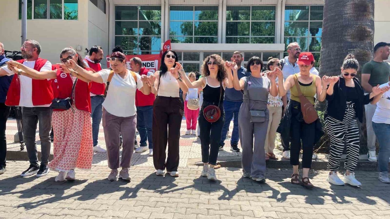 İzmir Büyükşehir Belediyesi’nde grev dördüncü gününde