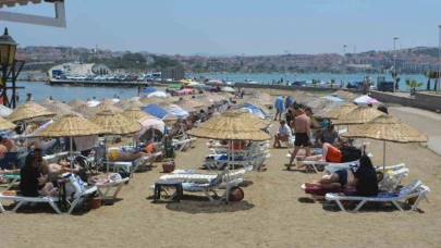 Ayvalık’ta bayram yoğunluğu yüzde 100 seviyesinde sürüyor