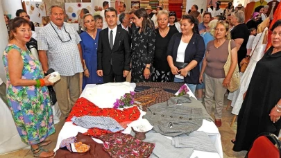Çeşme Halk Eğitim Merkezi’nden yıl sonu sergisi