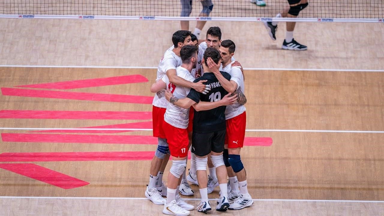 A Milli Erkek Voleybol Takımı, Milletler Ligi’ndeki ilk galibiyetini aldı