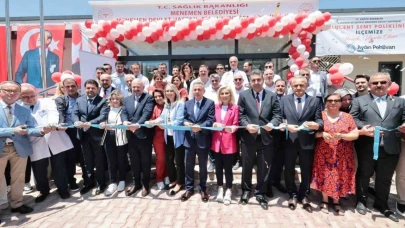İzmir protokolü, Ulukent Semt Polikliniği açılışında buluştu