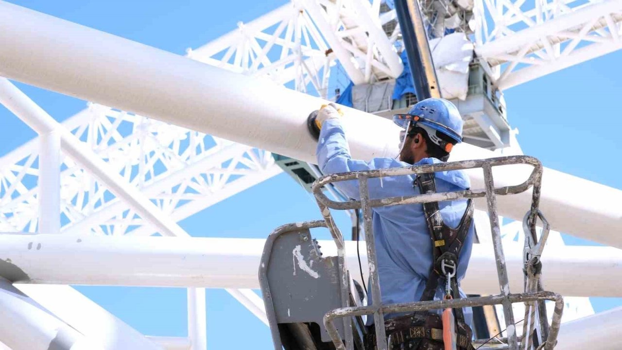 İki bakandan ’19 Mayıs Stadyumu’ paylaşımı