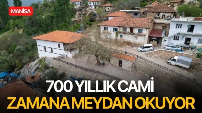700 yıllık cami zamana meydan okuyor