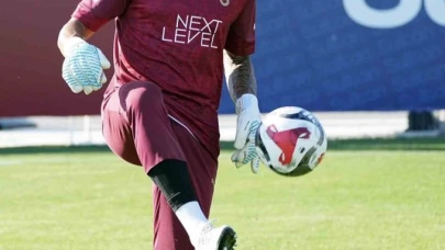 Galatasaray hazırlıklarını çift idman yaparak sürdürdü