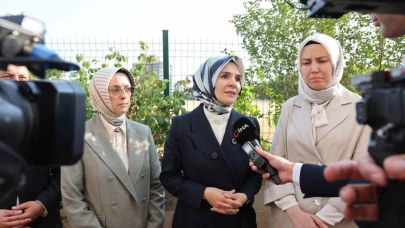 Bakan Göktaş: "Şehitlerimizin ailelerini ziyaret ettik. Terörsüz Türkiye hiçbir şekilde onlarsız bir süreç değil, onlarla beraber ilerlettiğimiz bir süreç"