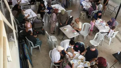 Aşağıkoçaklar Mahallesi’nde muharrem ayı ikramı