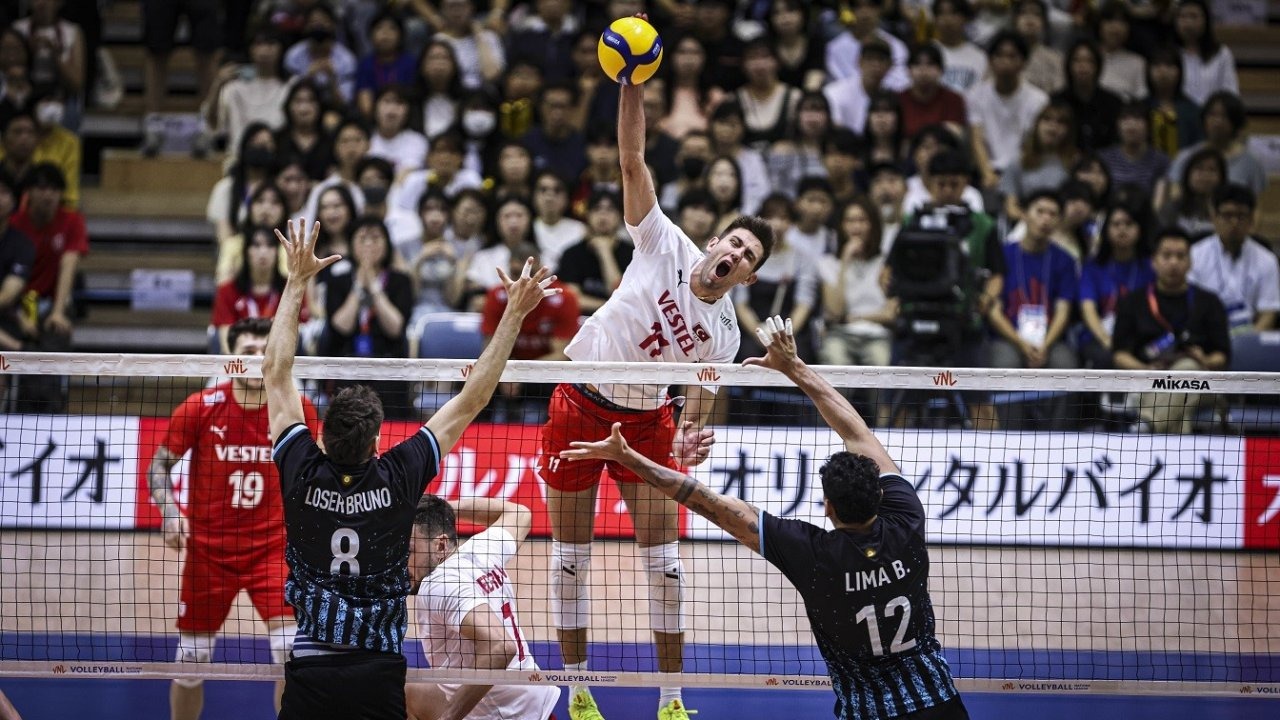 A Milli Erkek Voleybol Takımı, Arjantin’e 3-2 mağlup oldu