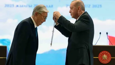 Cumhurbaşkanı Erdoğan tarafından Kazakistan Cumhurbaşkanı Tokayev’e Devlet Nişanı tevcih edildi