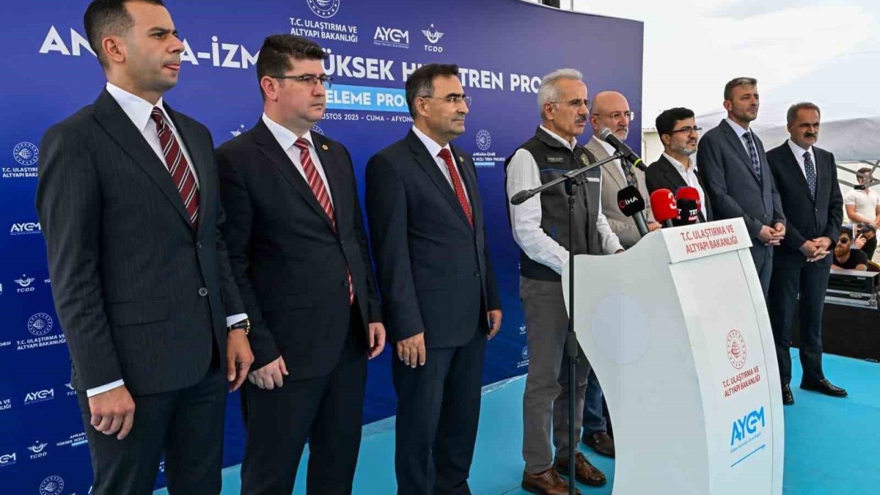 YHT ile Ankara-İzmir arası 3 buçuk saate düşecek