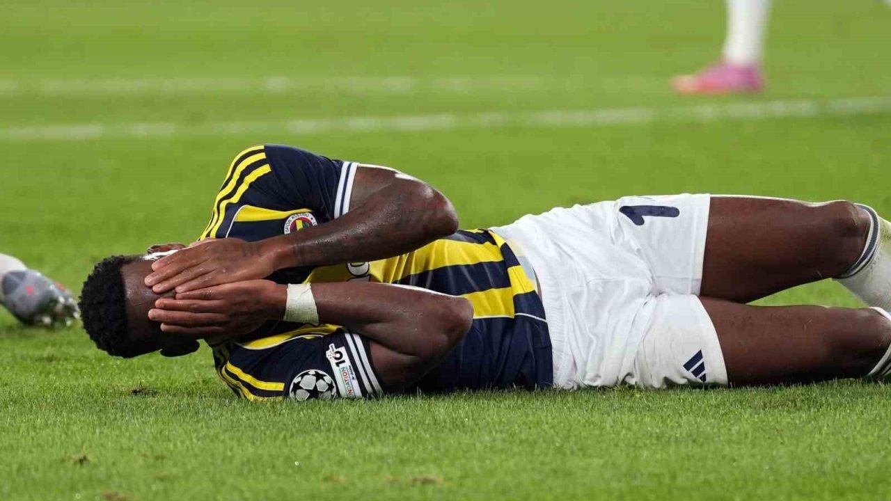 UEFA Şampiyonlar Ligi: Fenerbahçe: 0 - Benfica: 0 (Maç sonucu)