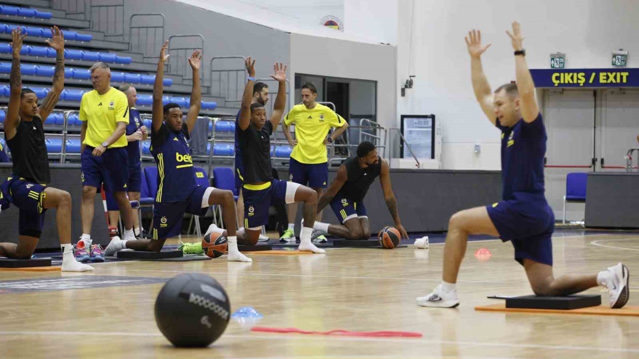 Fenerbahçe Erkek Basketbol takımı, yeni sezonun ilk antrenmanını yaptı