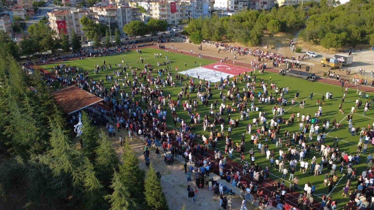 SOLOTÜRK’ten Manisa'da gösteri