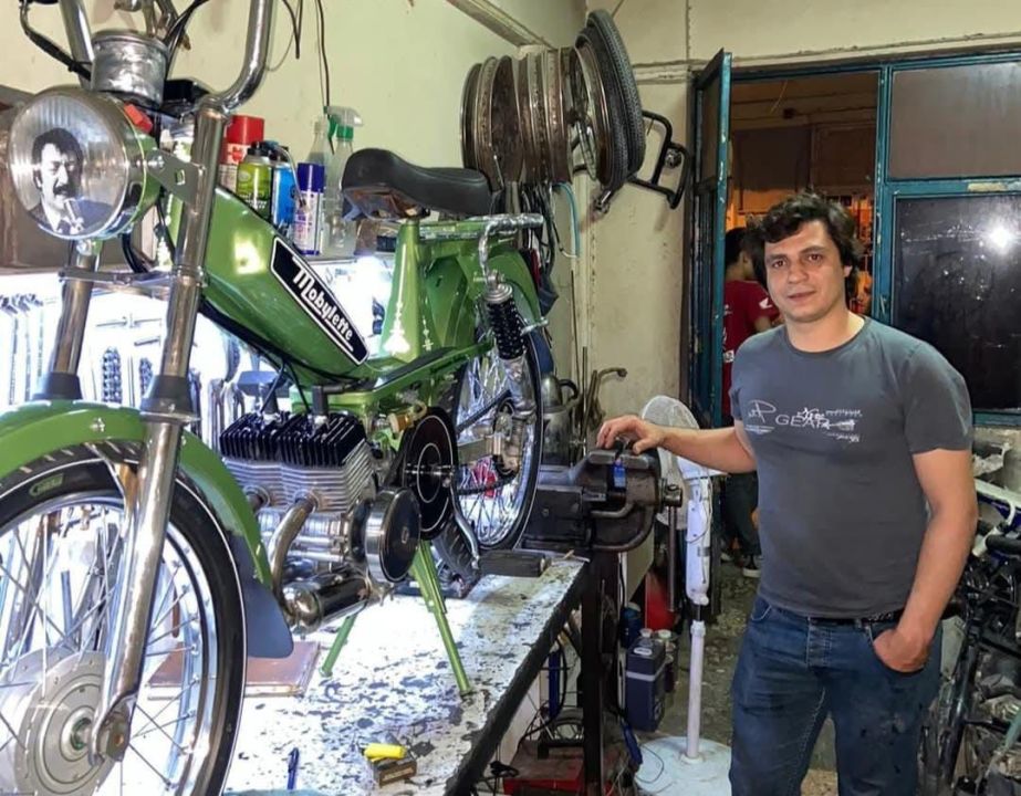 Manisa'da feci kazada hayatını kaybetmişlerdi: Anne, baba ve oğullarına gözü yaşlı veda!